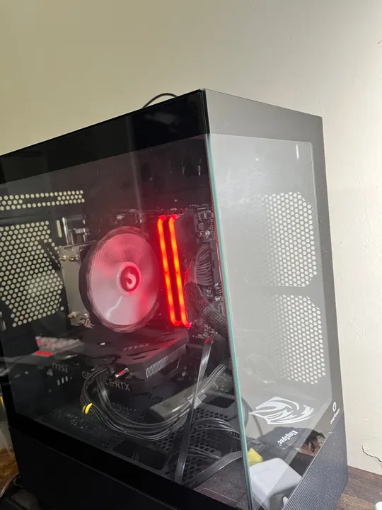 PC Gamer RTX 4060 Ryzen 5700x 1TB SSD