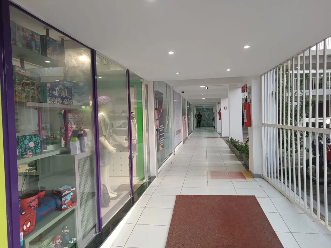 EXCELENTE OPORTUNIDADE > ALUGA-SE LOJAS COMERCIAIS NA AV MÁRIO ANDREAZZA  - Foto 3