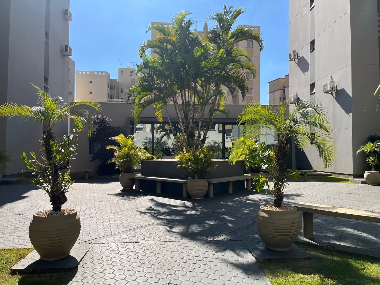 DIRETO COM O PROPRIETÁRIO Vendo apartamento na Palhano 