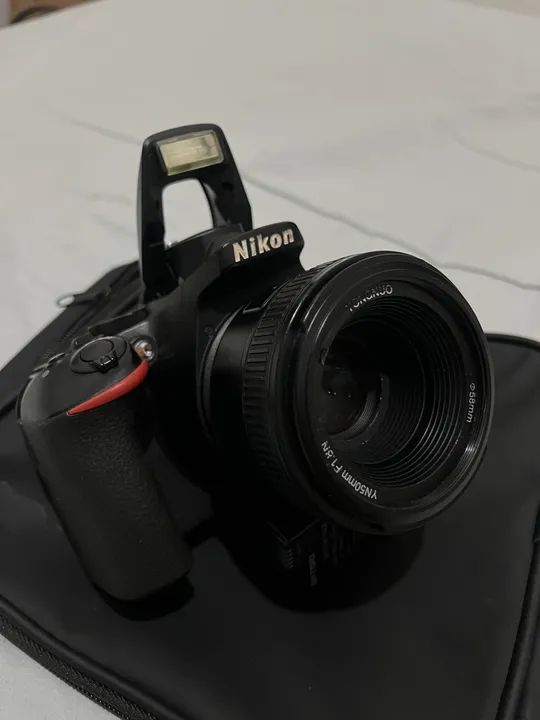 Câmera Nikon DSLR D5600