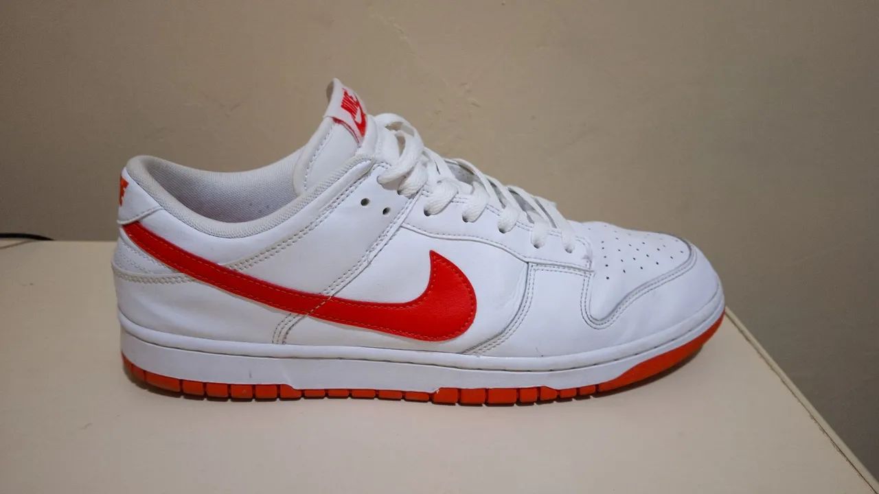 Nike Dunk Low Branco Vermelho - Foto 2