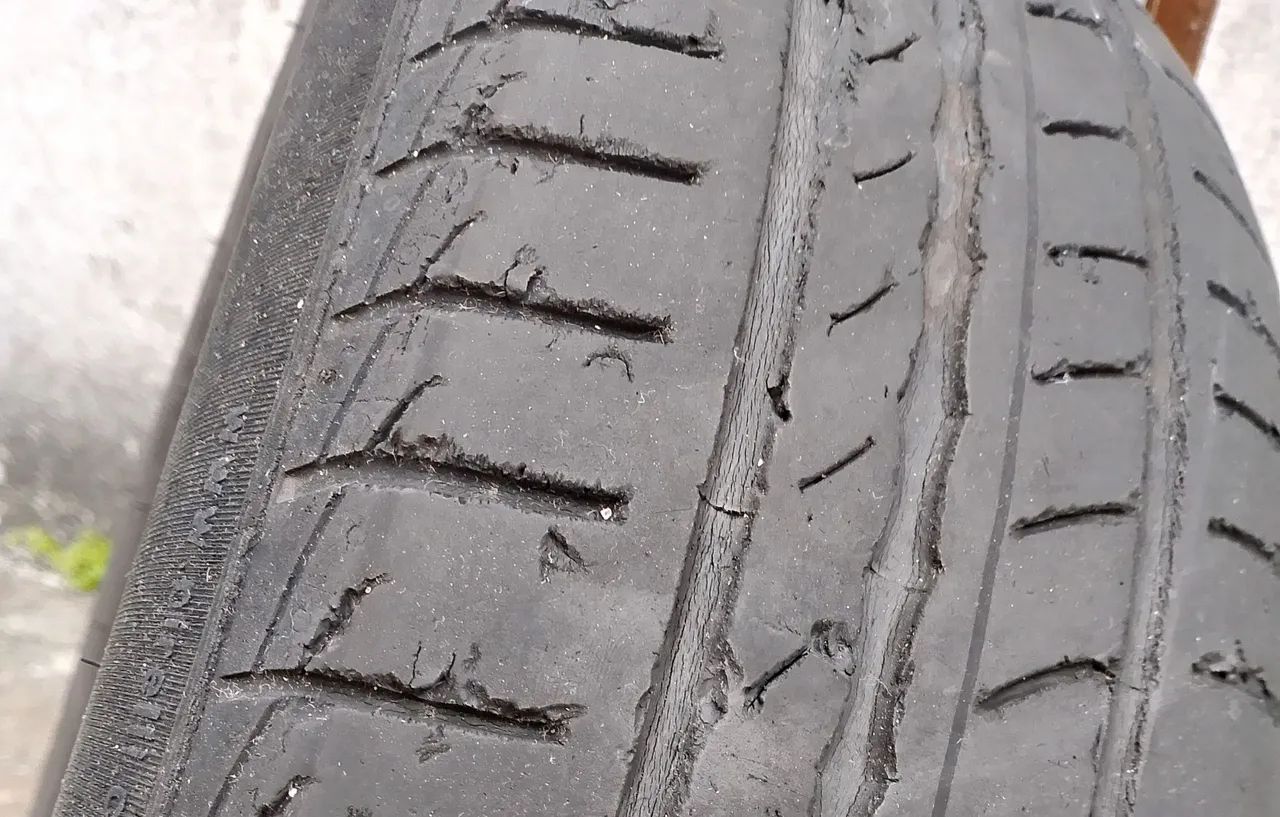 Pneu 185/65/15 Pirelli Cinturato P1