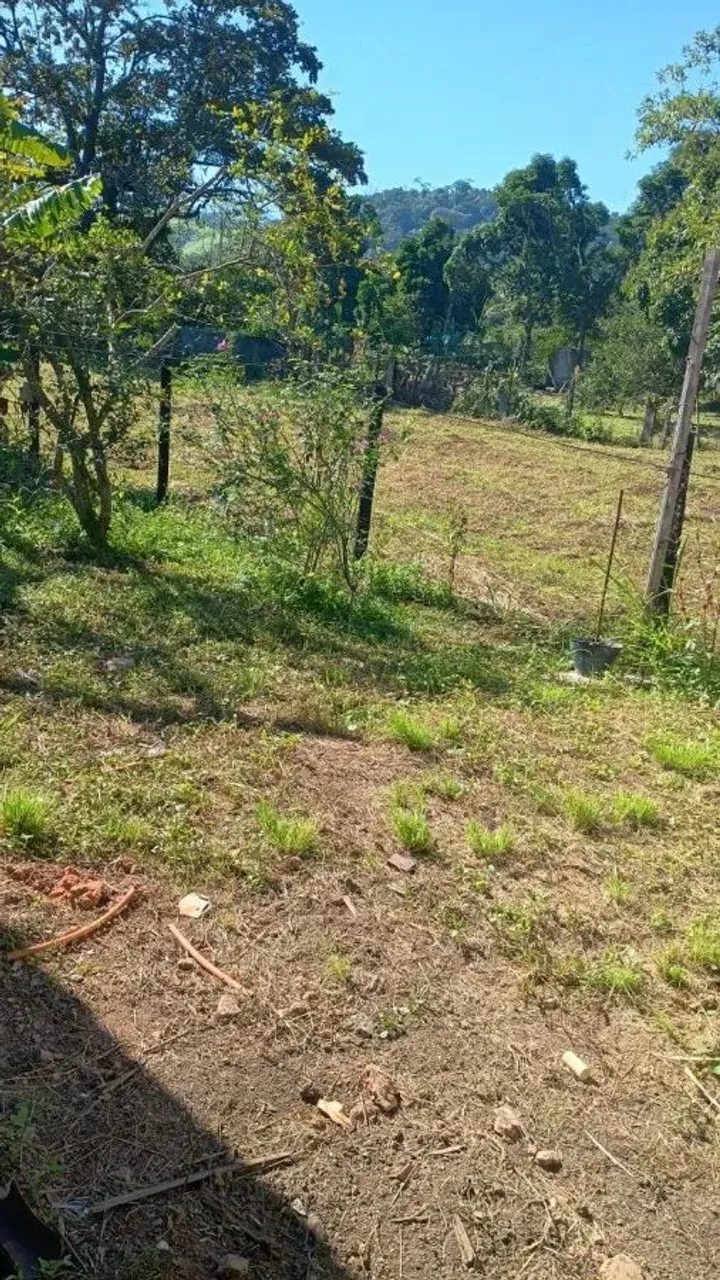 Sítio para Venda em Nova Iguaçu, Montevidéu, 1 dormitório, 1 banheiro, 1 vaga
