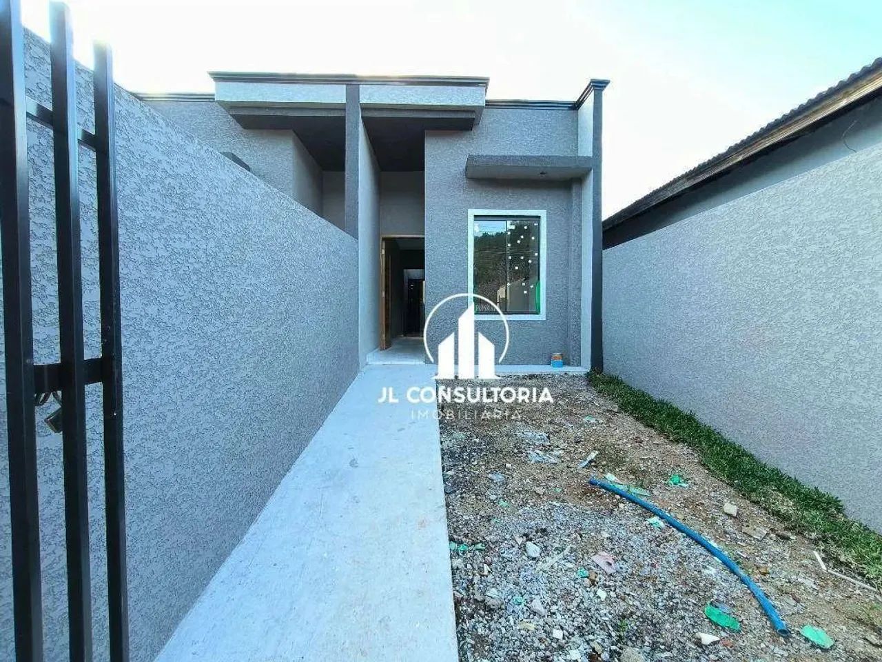 Casa com 2 dormitórios à venda, 37 m² por R$ 261.000 - Sítio Cercado - Curitiba/PR