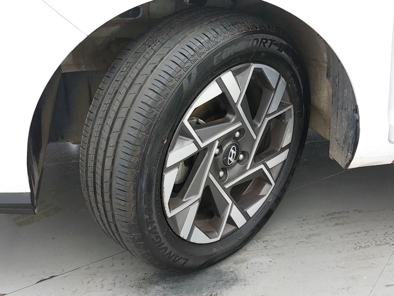 Hyundai HB20 Comfort Plus 1.0 TB Flex 12V Mec., foto 11 de 18