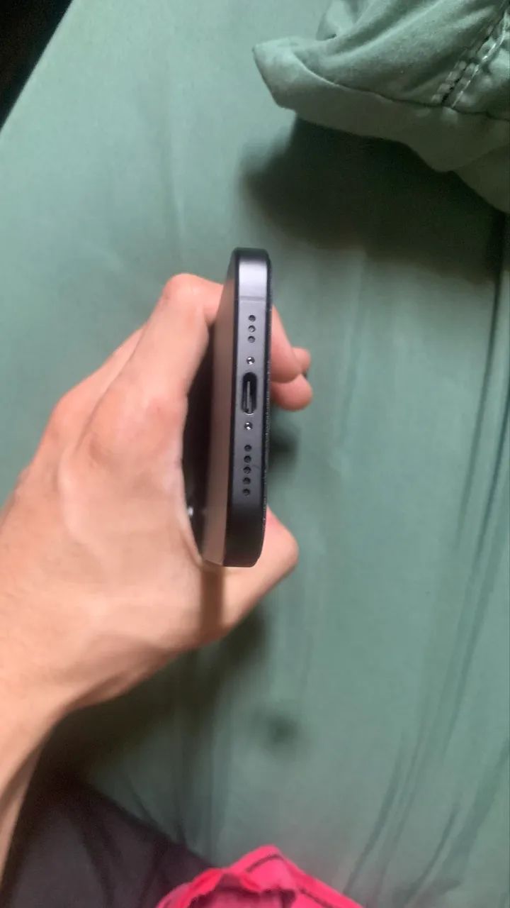 Iphone 16 128gb preto  - Foto 3