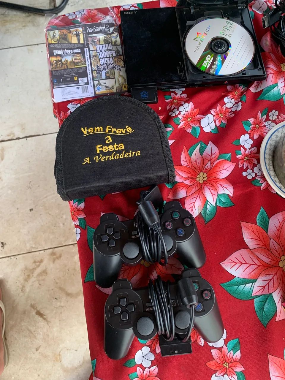 Vendo ps2 zero com memória card - Foto 2
