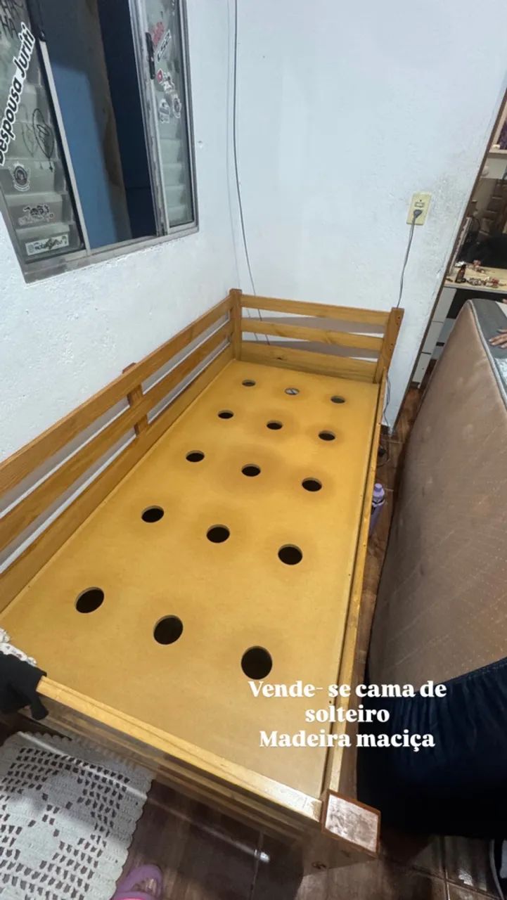Vende - cama de solteiro madeira maciça 