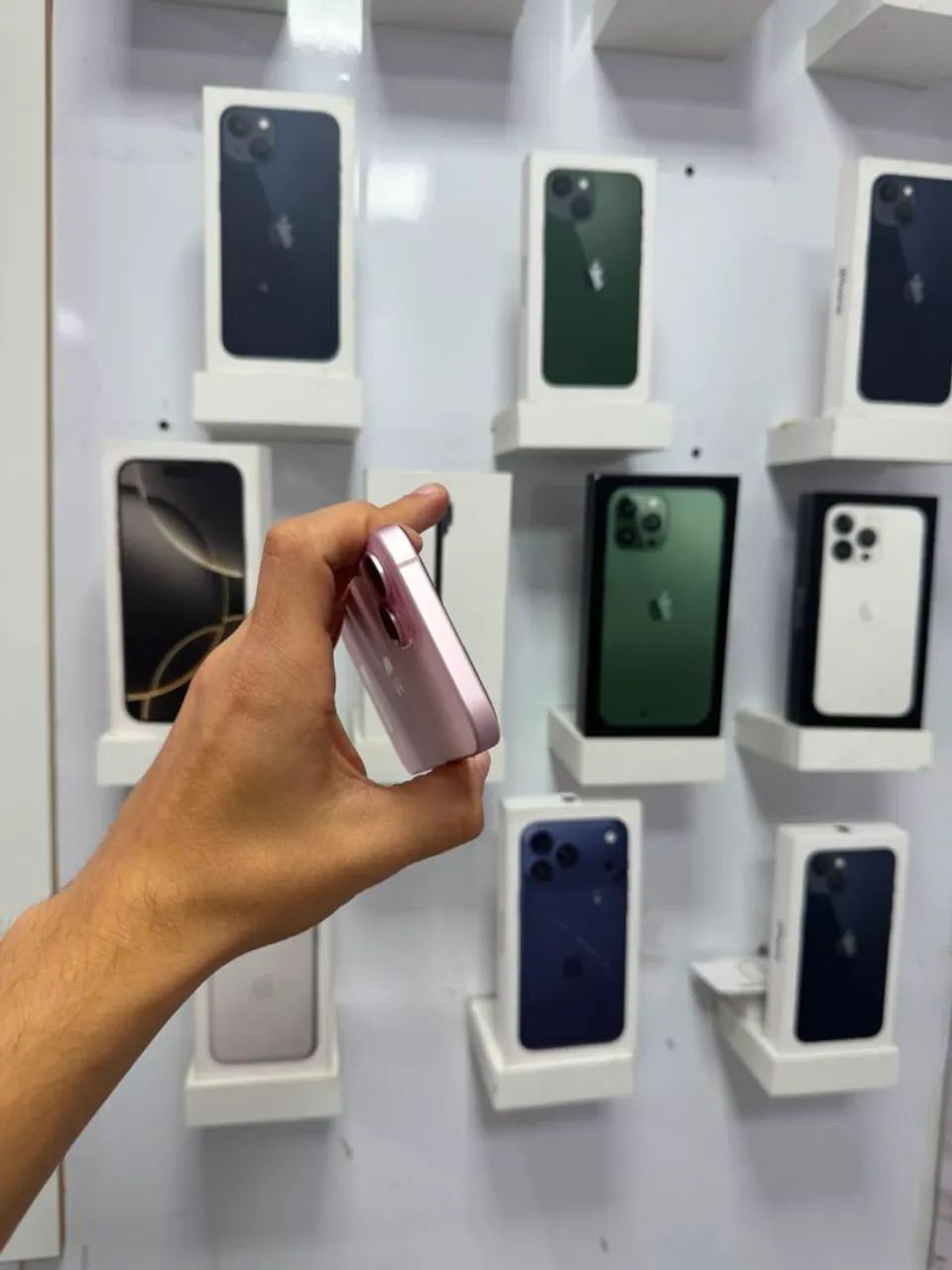 iPhone 15 - 128GB <br>?2.999,00 - Foto 4