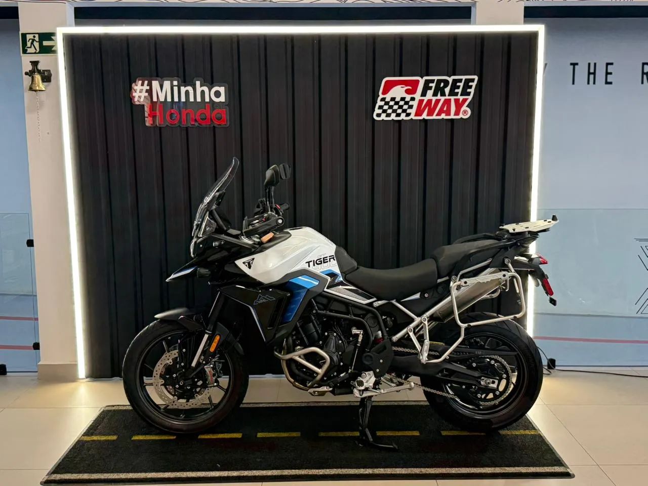 Triumph Tiger 900 900 cc  - Foto 2