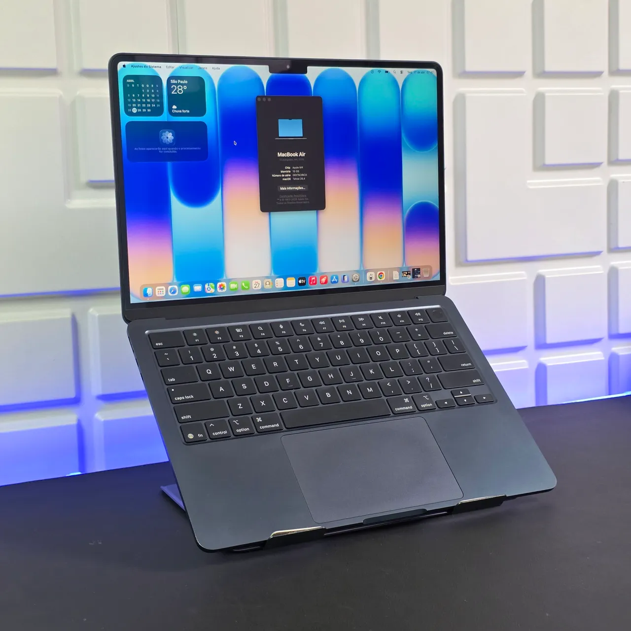 MacBook Air M4 16GB RAM 256GB SSD 13 Polegadas Midnight