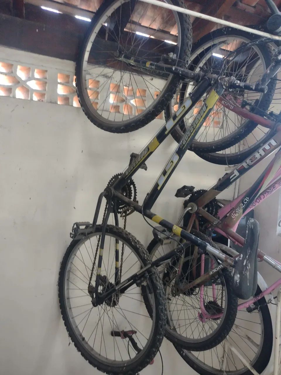 Bicicleta Aro 26 com 18 marchas  - Foto 3