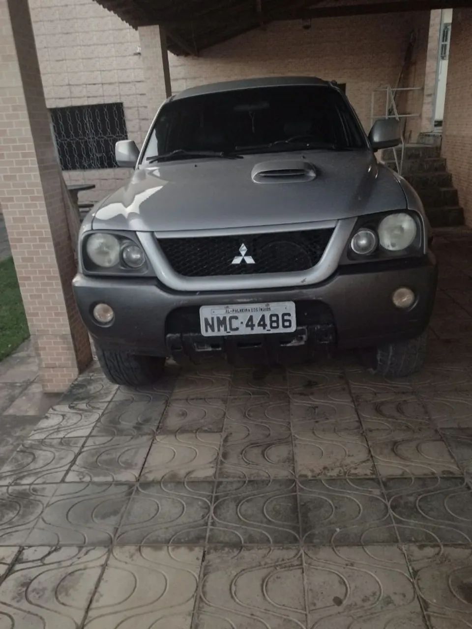 Mitsubishi L200 L200 OUTDOOR GLS 2.5 4X4 CD TDI Diesel 2010