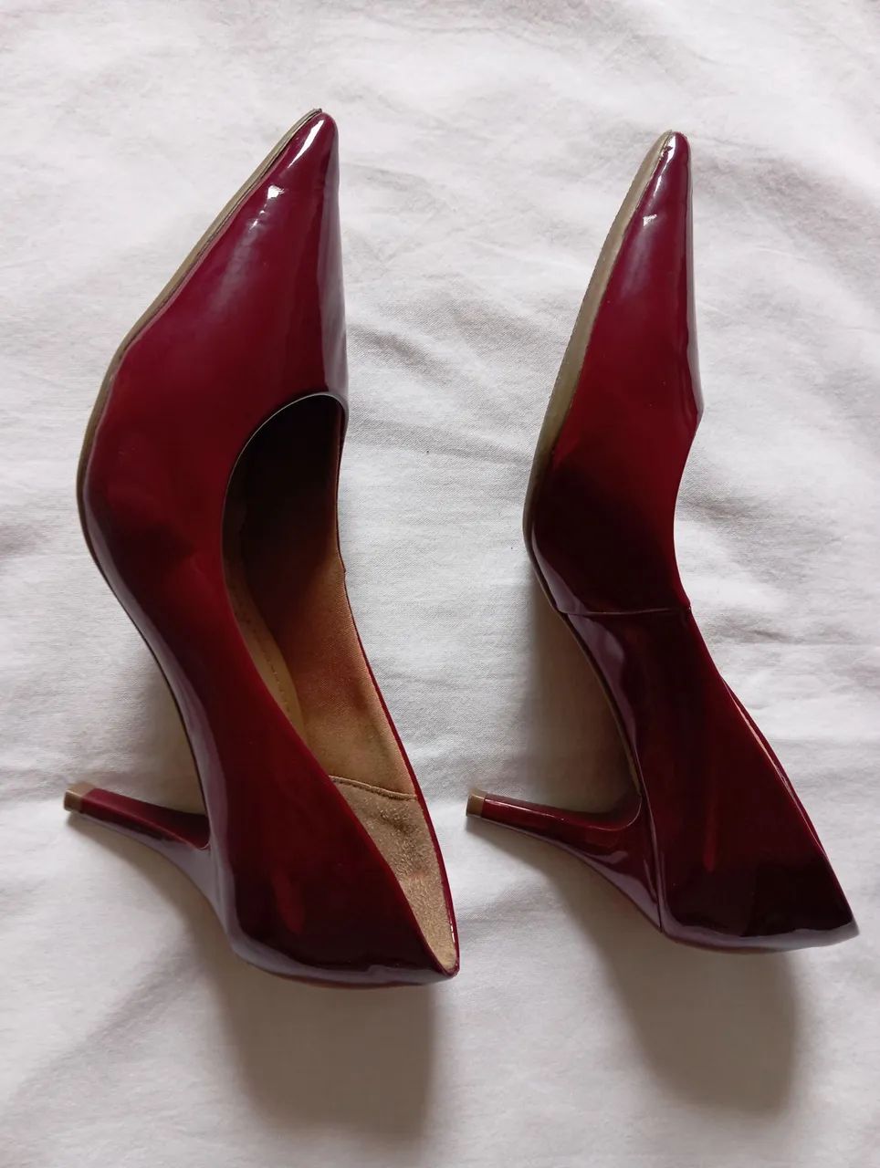 Scarpin vermelho marsala salto baixo usado - Foto 2