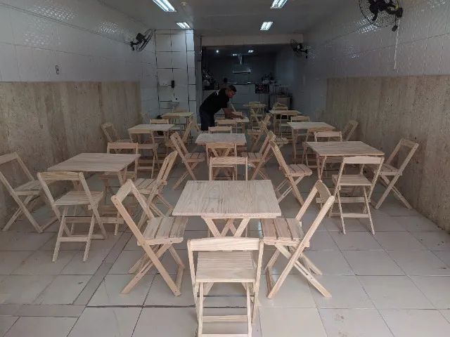 conjunto de mesa e cadeiras dobráveis - Foto 2