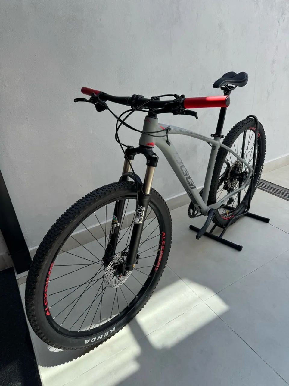 Bicicleta OGGi 7.2 - Foto 3