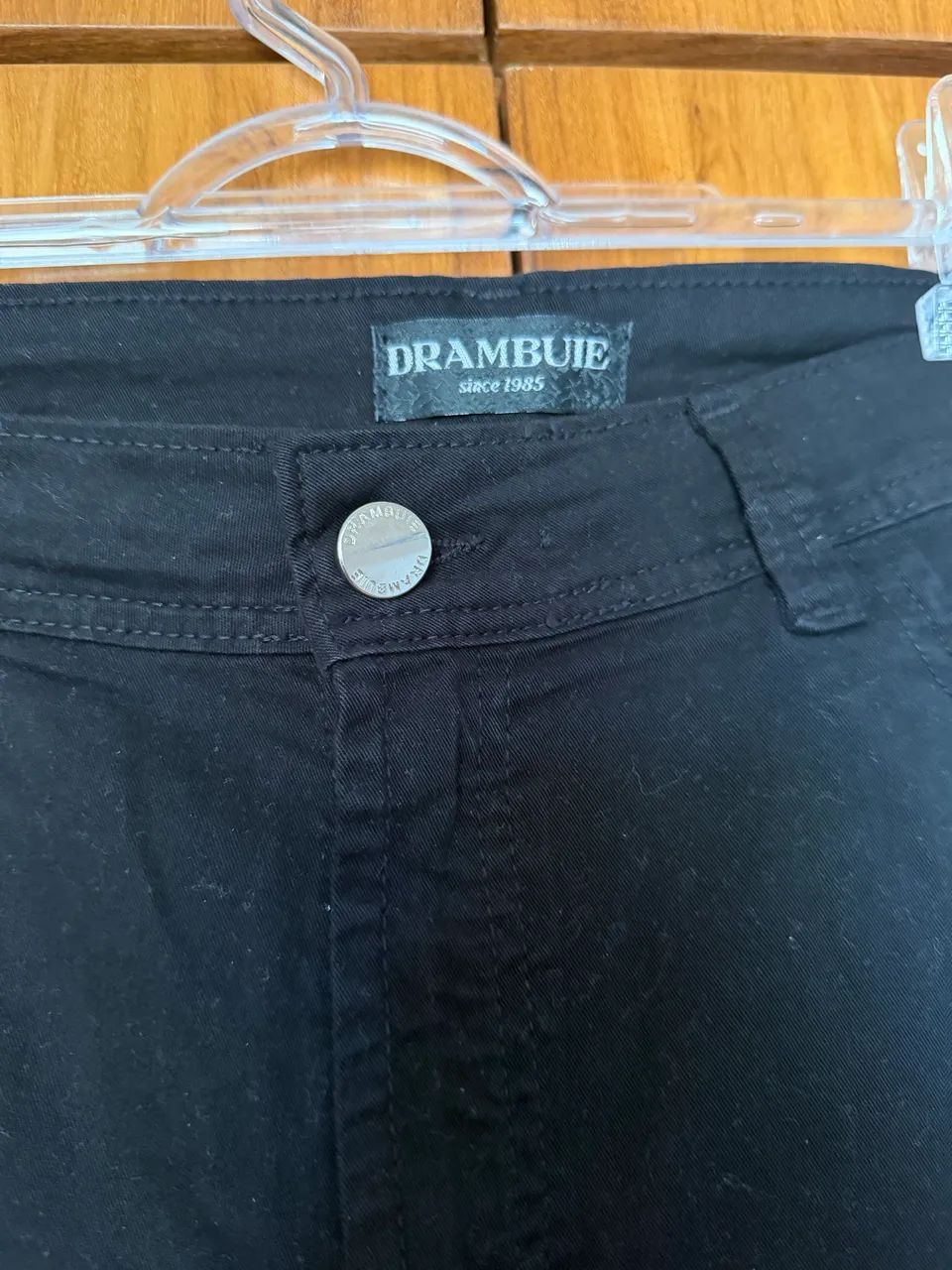 calça preta 48