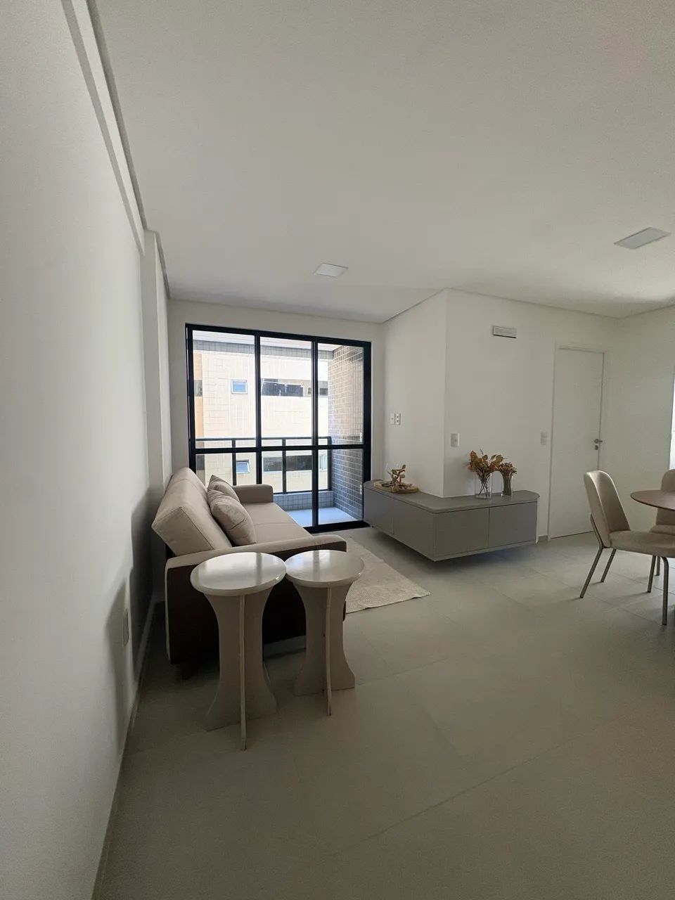 QUARTO E SALA EXCELENTE LOCALIZAÇÃO 