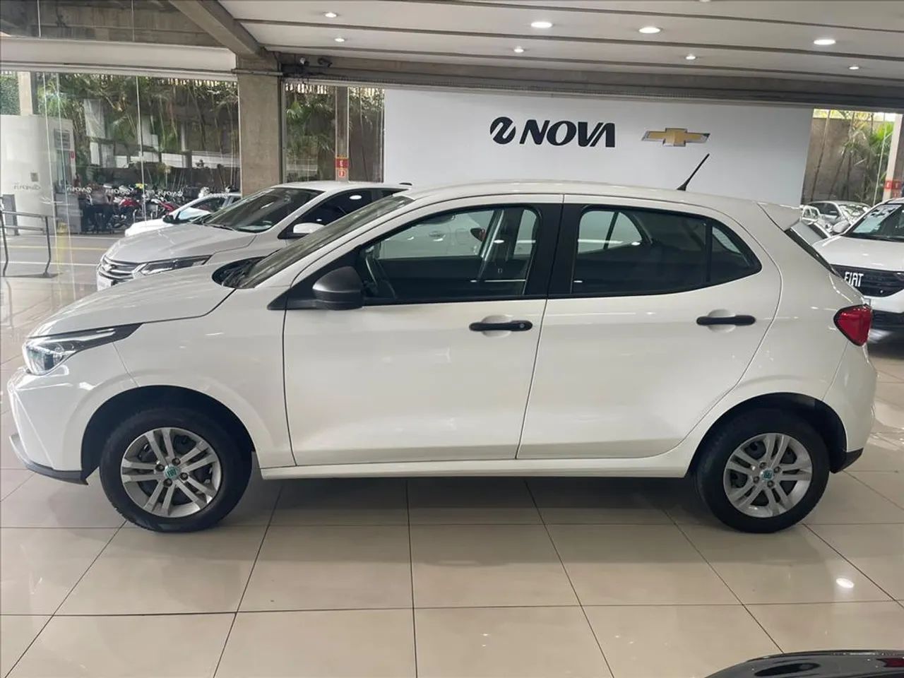 Fiat Argo 1.0 6V Flex, foto 4 de 12