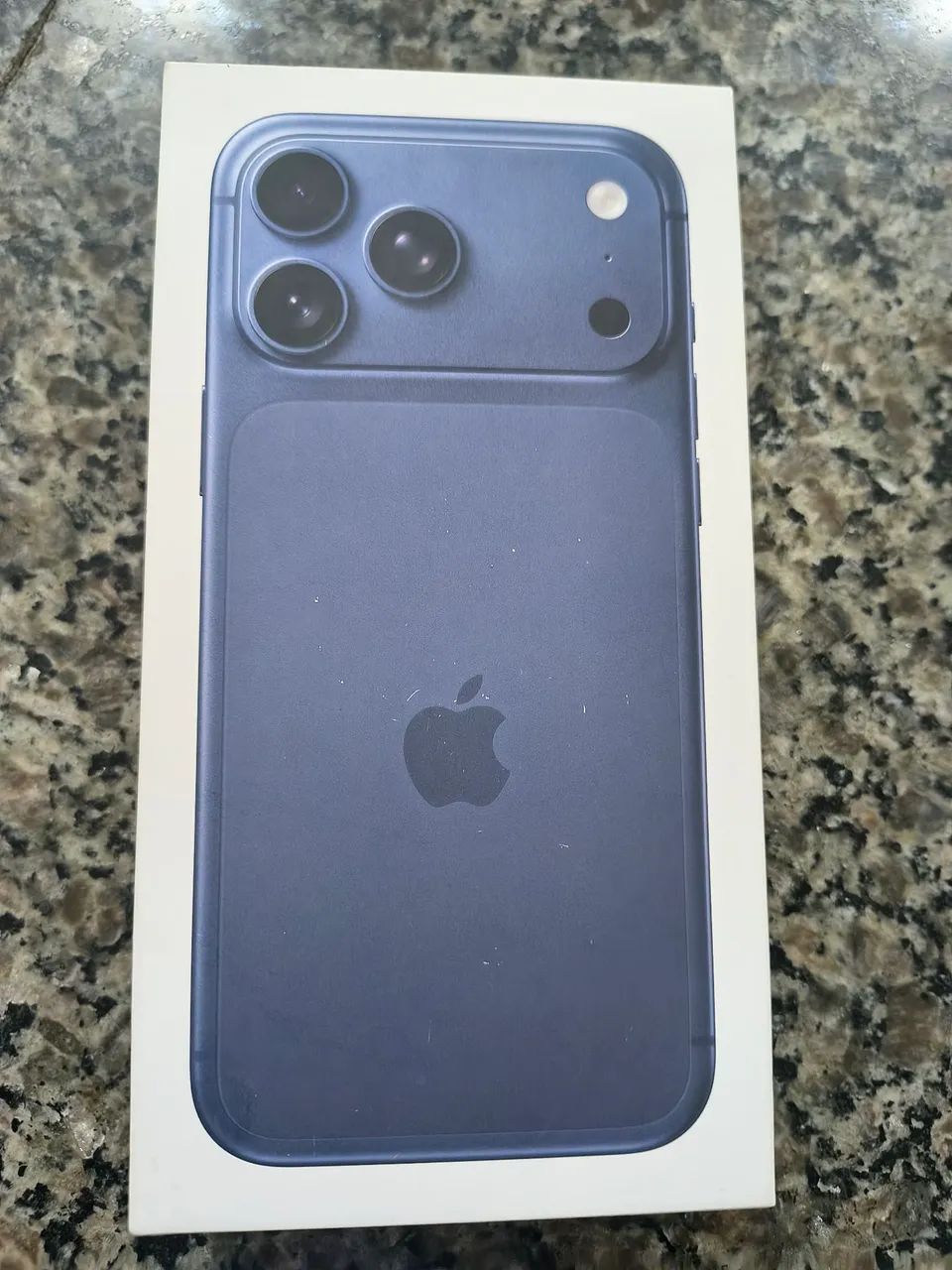 iPhone 17 promax 256g.