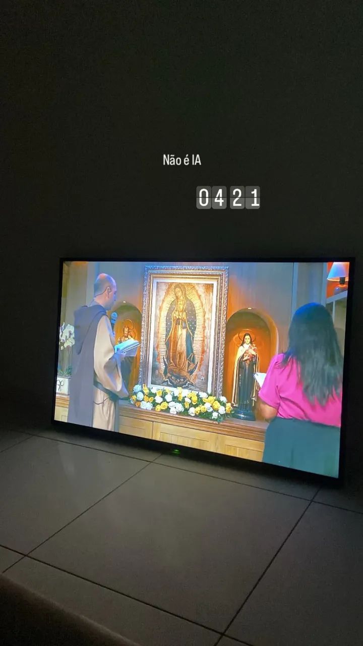 Tv 43 Polegadas com RokuTV Incluso