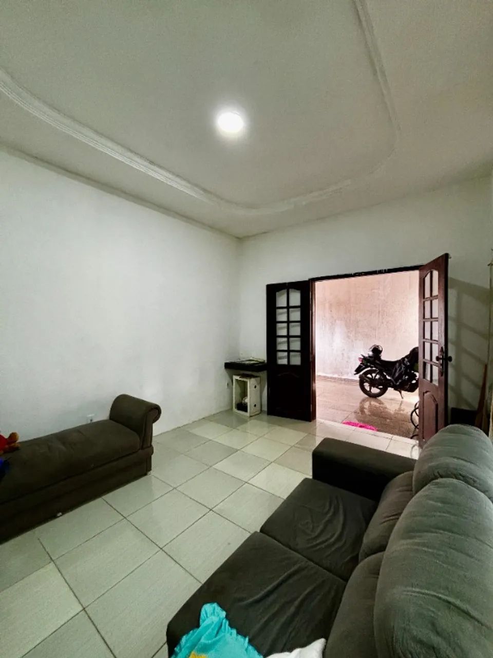 CASA COM 3 QUARTOS | PRÓXIMO A AV. TANCREDO NEVES - Foto 2