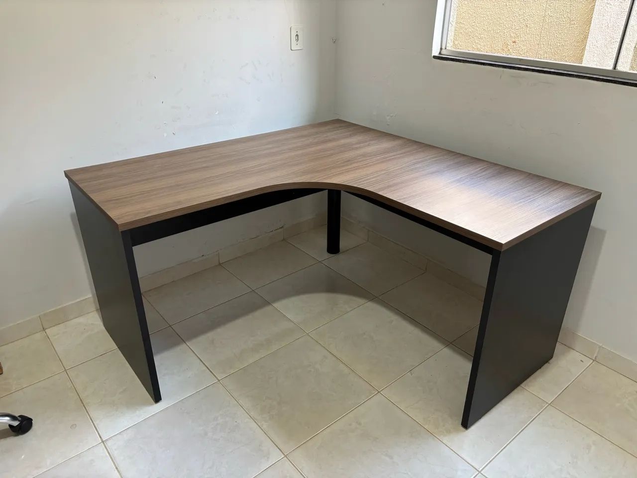 Mesa em L