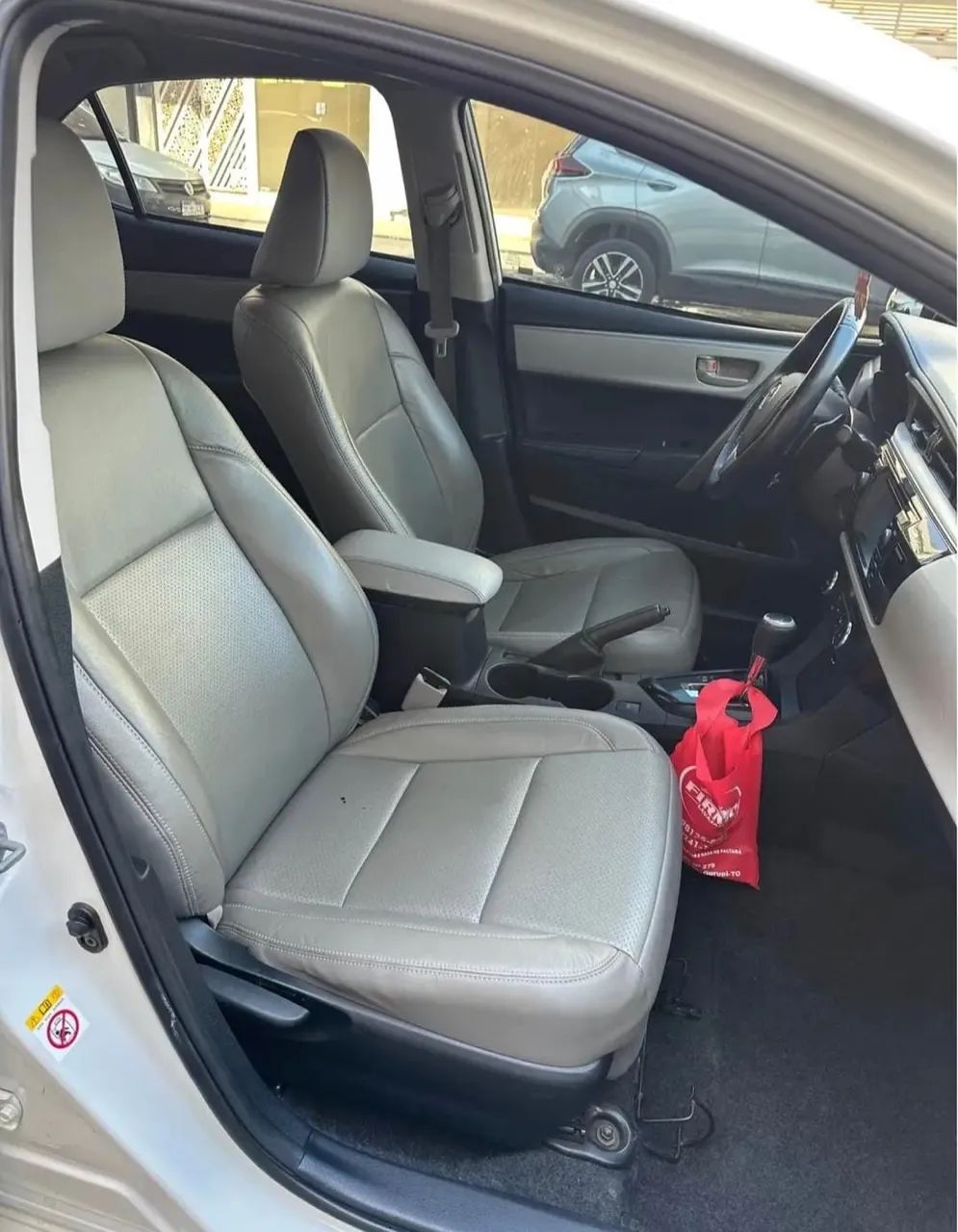 TOYOTA COROLLA 2015 - Foto 4