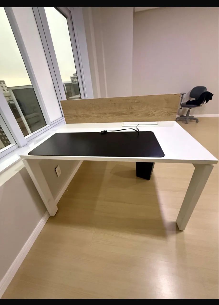 Mesa Dupla de Escritório Eletrificada
