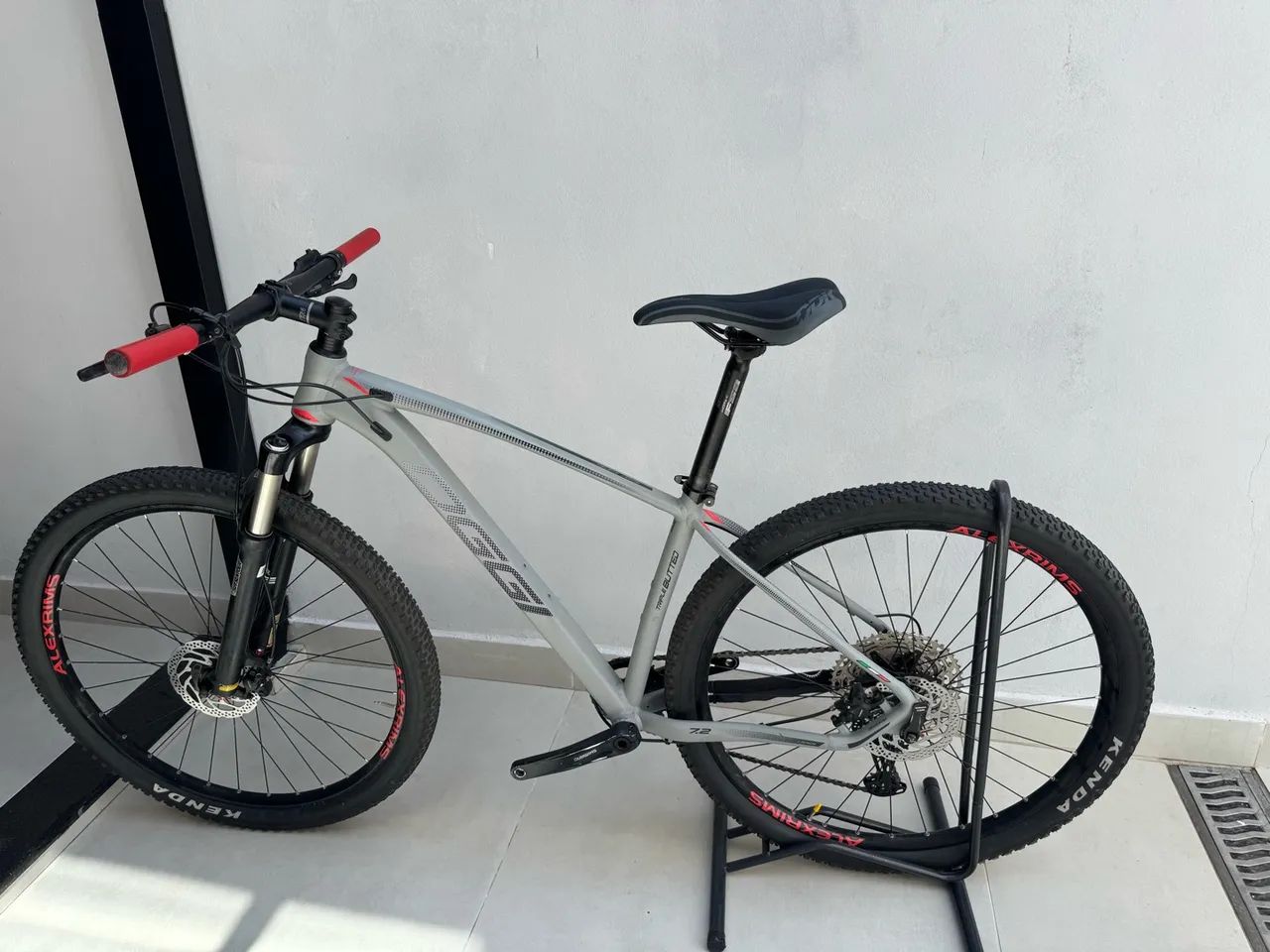Bicicleta OGGi 7.2 - Foto 4
