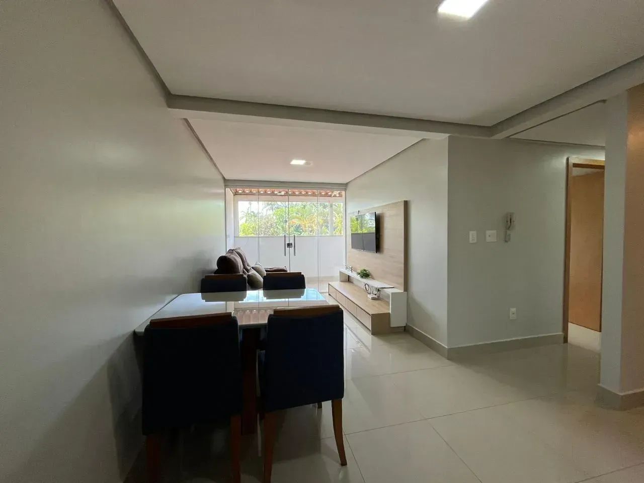 Apartamento 2 Quartos Todo Mobiliado para Aluguel