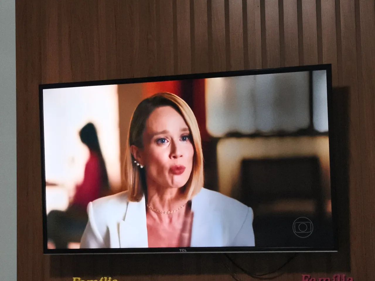 Tv 43 polegadas smart tv troco por uma de 32 