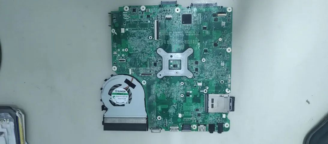 Placa Mãe Notebook Acer 4553 Da0zq2mb8e0 - Defeito
