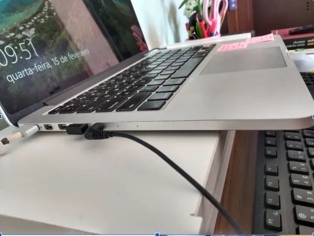 MacBook Pro - Dual-Core Intel Core i7 - Foto 3