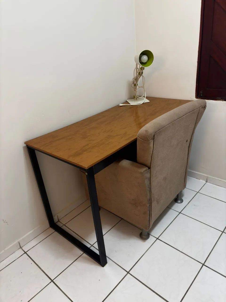 Mesa de estudo/escritório438561679449804803