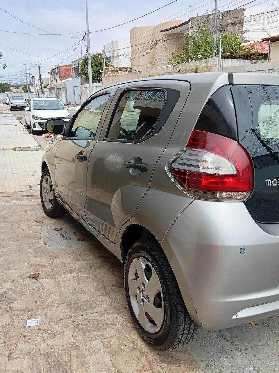 Fiat Mobi Easy ON 1.0 Fire Flex 5P. 2017 - Foto 4