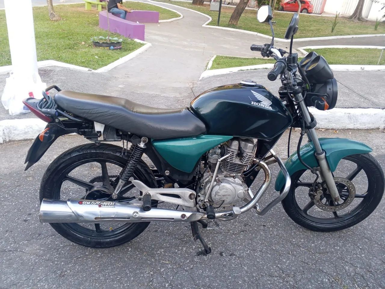 Vendo titan 150 2004