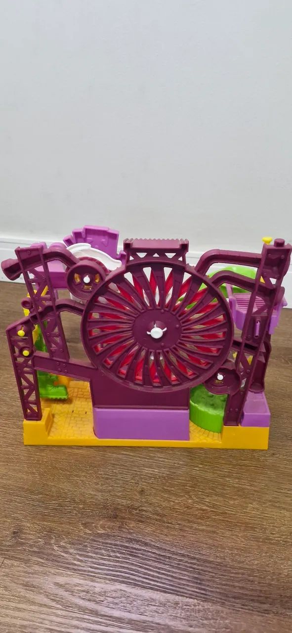 Imaginext Fábrica de Risadas do Coringa - Foto 2