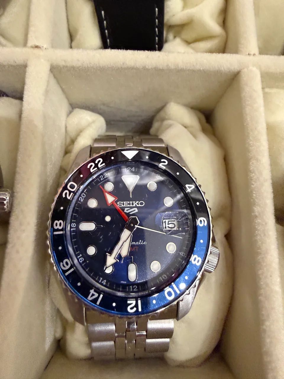 Relógio Seiko 5 gmt  - Foto 2