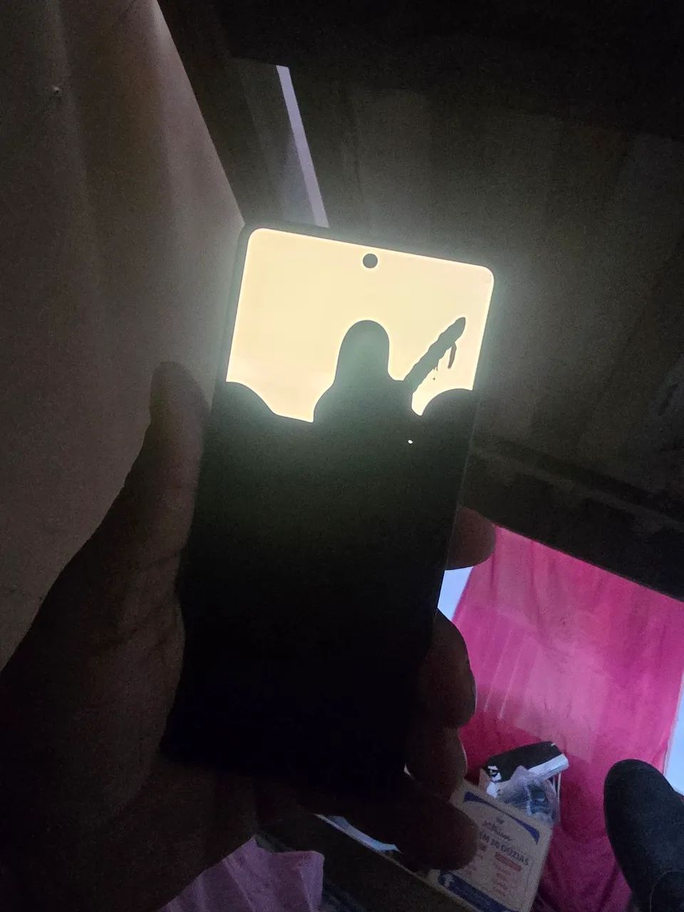 Z flip 7com defeito  - Foto 3