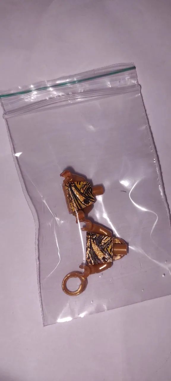 Lego Ninjago, torso do cole e Jay dourados , custom 