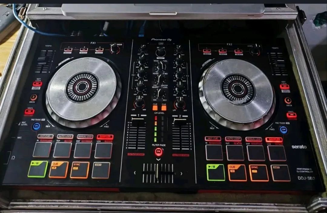 Controladora DDJ SB2 Pioneer  - Foto 5