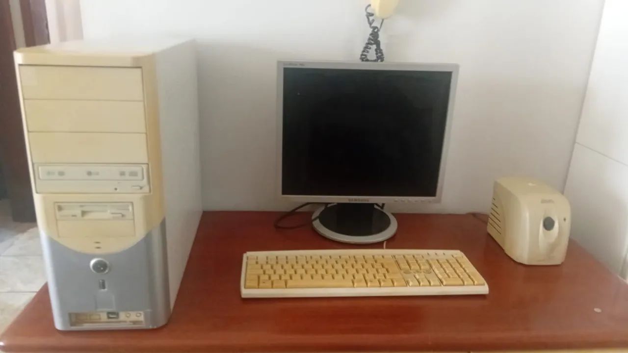 Computador Antigo 