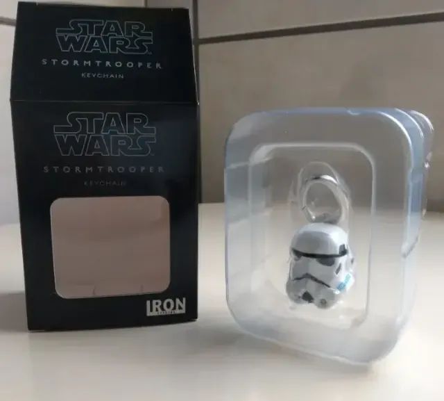 Star Wars Stormtrooper Helmet - Chaveiro Iron Studios - Foto 2