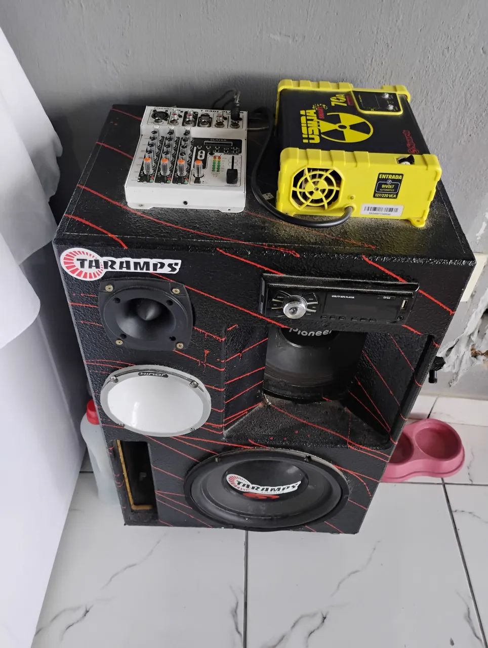 Vendo uma caixa Bob completa