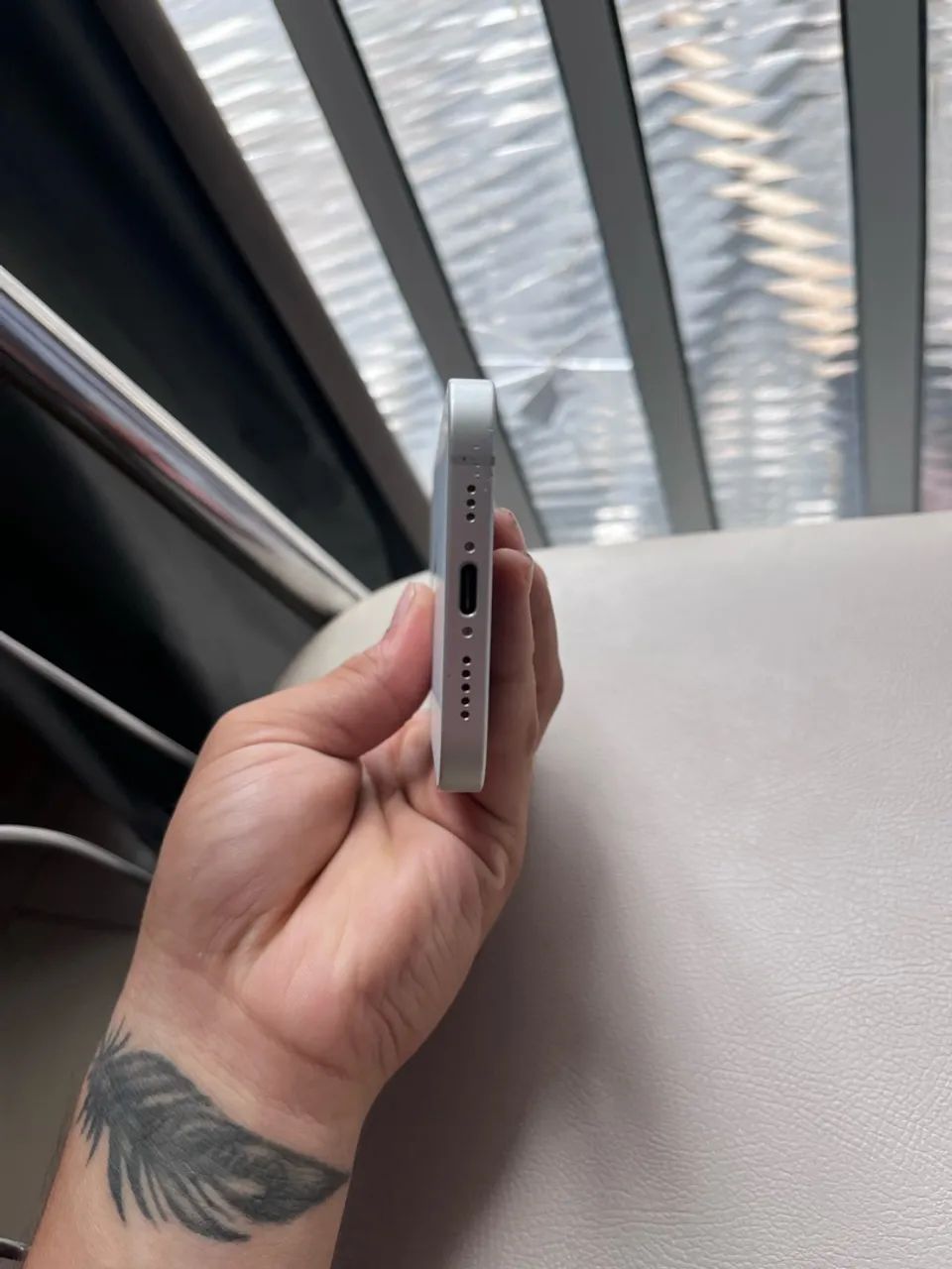 iPhone 16e  - Foto 5