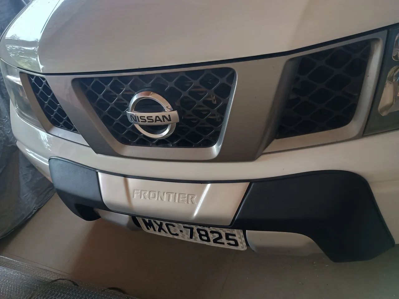 Nissan Frontier LE Attack CD 4X4 2.5 TB Die.aut 2013 - Foto 4