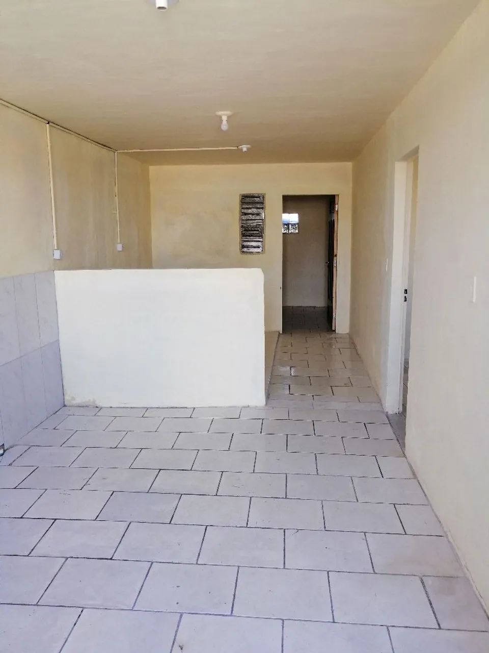 Aluga se CASA 2 quartos R$ 1.700.00  - Foto 2