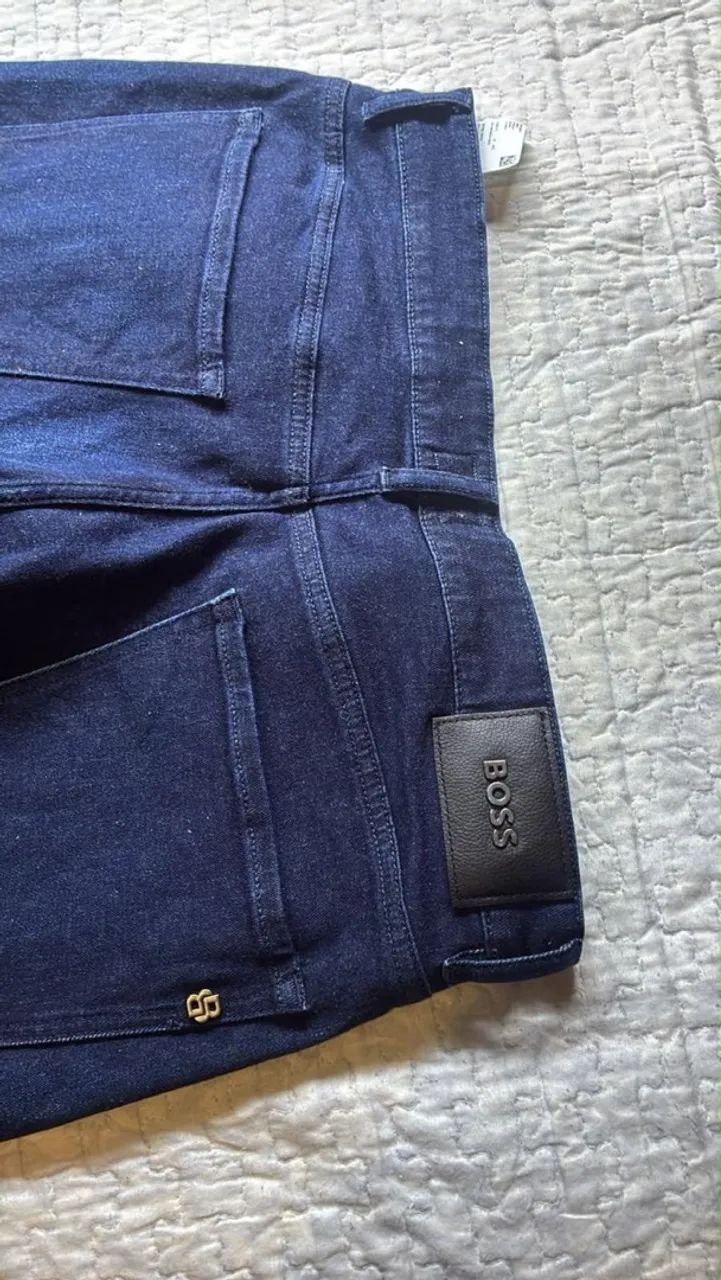 Calça Hugo Boss usada 1 vez 