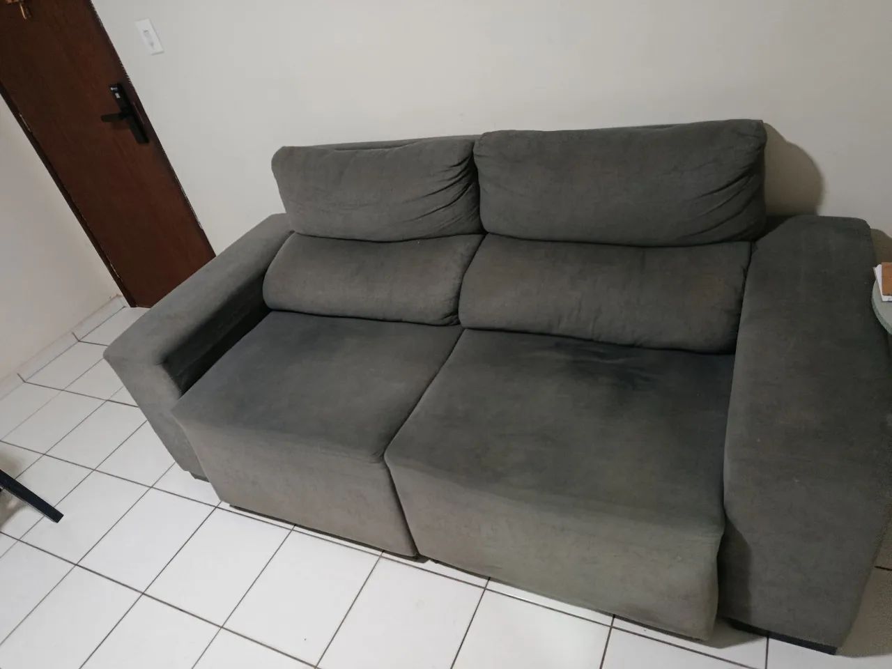 Vendo sofá cama semi novo 